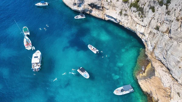 Yacht Laut Perancis Pemandangan Udara Kapal Apung Mewah Perairan Pirus — Stok Foto