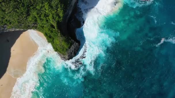 Luchtfoto Zee Rotsen Turquoise Water Achtergrond Van Top View Zomer — Stockvideo
