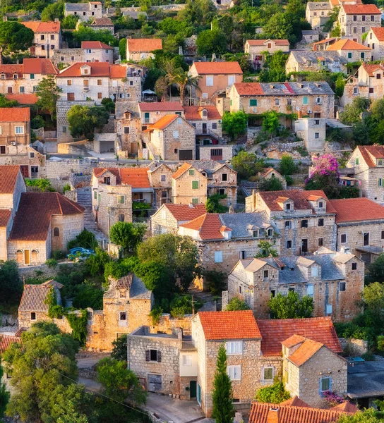 Kroatië Ols Town Als Achtergrond Huizen Berg Heuvel Tijdens Zonsondergang — Stockfoto