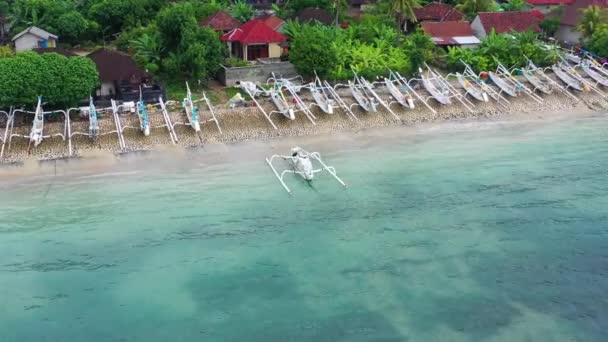 Barco Superficie Del Agua Desde Vista Superior Fondo Agua Turquesa — Vídeos de Stock