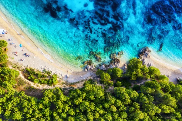 Sahilden Arka Plan Olarak Turkuaz Arka Planı Havadan Gelen Yaz — Stok fotoğraf