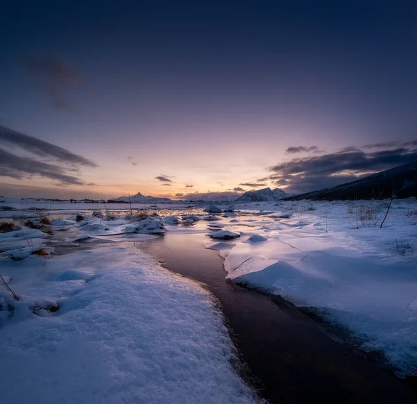 Îles Lofoten Norvège Montagnes Glace Avec Neige Nuages Coucher Soleil — Photo