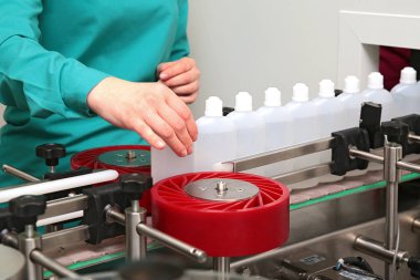 İlaç ilaç ambalaj üretim fabrikası