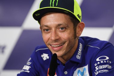 Buriram, Tayland - 6 Ekim 2018: Valentino Rossi Movista yamaha takım basın toplantısı BK Tayland grand prix 2018 chang Uluslararası pistinde öncesinde 