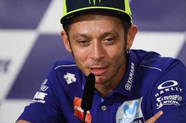 Buriram, Tayland - 6 Ekim 2018: Valentino Rossi Movista yamaha takım basın toplantısı BK Tayland grand prix 2018 chang Uluslararası pistinde öncesinde 