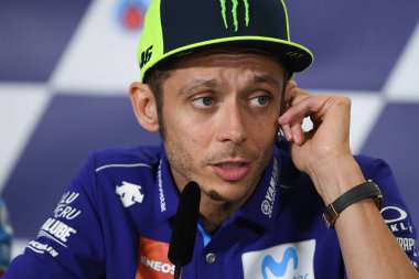 Buriram, Tayland - 6 Ekim 2018: Valentino Rossi Movista yamaha takım basın toplantısı BK Tayland grand prix 2018 chang Uluslararası pistinde öncesinde 