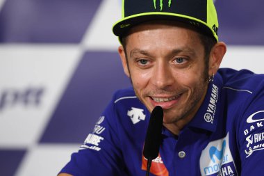 Buriram, Tayland - 6 Ekim 2018: Valentino Rossi Movista yamaha takım basın toplantısı BK Tayland grand prix 2018 chang Uluslararası pistinde öncesinde 