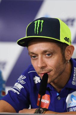 Buriram, Tayland - 6 Ekim 2018: Valentino Rossi Movista yamaha takım basın toplantısı BK Tayland grand prix 2018 chang Uluslararası pistinde öncesinde 