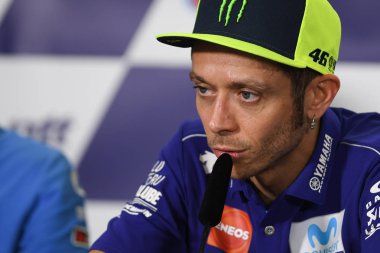 Buriram, Tayland - 6 Ekim 2018: Valentino Rossi Movista yamaha takım basın toplantısı BK Tayland grand prix 2018 chang Uluslararası pistinde öncesinde 