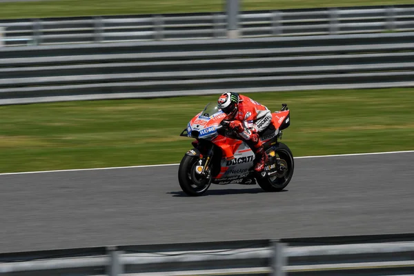 Buriram, Tayland - 5 Ekim 2018: Jorge Lorenzo ducati takımı BK Tayland grand prix 2018 chang Uluslararası pistinde sırasında eylem 