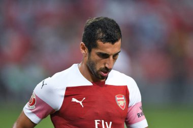 Kallang-Singapur-26Jul2018: Henrikh mkhitaryan # 7 cephanelik oyuncusunun icc2018 'de atletico de madrid' deki ulusal stadyumdaki cephaneliğe karşı eylemde olması