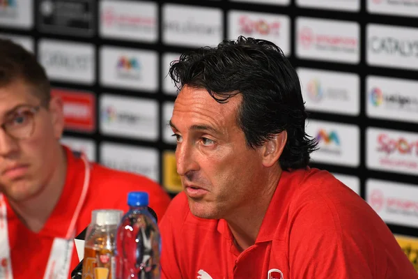 Kallang-Singapur-26Jul2018: Unai Emery Cephanelik Basın Konferansı 'ndan sonra Arsenal ile Singapur Milli Stadyumu' ndaki Atletico de Madrid maçının ardından Arsenal 'in baş antrenörü