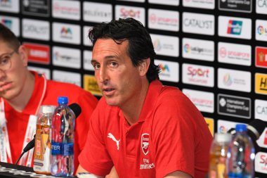 Kallang-Singapur-26Jul2018: Unai Emery Cephanelik Basın Konferansı 'ndan sonra Arsenal ile Singapur Milli Stadyumu' ndaki Atletico de Madrid maçının ardından Arsenal 'in baş antrenörü