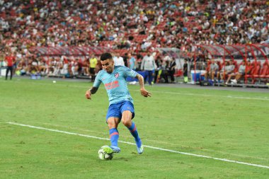Kallang-Singapur-26Jul2018: Angel correa # 11 Atletico Madrid Oyuncusu icc2018 'den önce atletico de Madrid Ulusal Stadyumu, Singapur' daki Cephanelik Arsenal maçında