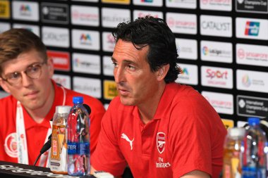 Kallang-Singapur-26Jul2018: Unai Emery Cephanelik Basın Konferansı 'ndan sonra Arsenal ile Singapur Milli Stadyumu' ndaki Atletico de Madrid maçının ardından Arsenal 'in baş antrenörü