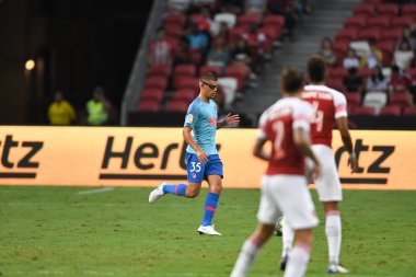 Kallang-Singapur-26Jul2018: Francisco montero # 35 Atletico Madrid oyuncusu atletico de Madrid Ulusal Stadyumu, Singapur 'daki cephaneliğe karşı 2018' den önce harekete geçti.