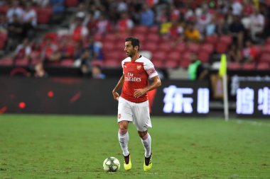 Kallang-Singapur-26Jul2018: Henrikh mkhitaryan # 7 cephanelik oyuncusunun icc2018 'de atletico de madrid' deki ulusal stadyumdaki cephaneliğe karşı eylemde olması