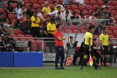 Kallang-Singapur-26Jul2018: Unai Emery Arsenal 'in baş antrenörü ICC2018 sırasında atletico de Madrid' e karşı ulusal stadyum, Singgapur