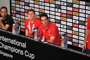 Kallang-Singapur-26Jul2018: Unai Emery Cephanelik Basın Konferansı 'ndan sonra Arsenal ile Singapur Milli Stadyumu' ndaki Atletico de Madrid maçının ardından Arsenal 'in baş antrenörü