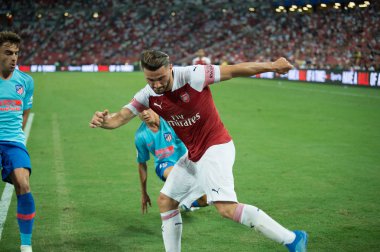 Kallang-Singapur-26Jul2018: Sead Kolasinac # 31 Arsenal oyuncusu icc2018 'de atletico de madrid' e karşı ulusal stadyum, Singgapur