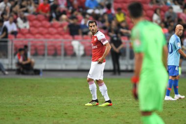 Kallang-Singapur-26Jul2018: Henrikh mkhitaryan # 7 cephanelik oyuncusunun icc2018 'de atletico de madrid' deki ulusal stadyumdaki cephaneliğe karşı eylemde olması