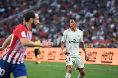 Kallang-Singapur-30Jul2018: Angel Di Maria # 11 PSG oyuncusu icc2018 'de Atletico Madrid ile Singapur' daki Paris Saint-Alman Ulusal Stadyumu 'nda karşı karşıya geldi.