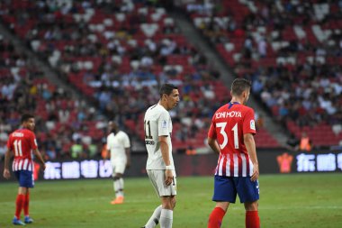 Kallang-Singapur-30Jul2018: Angel Di Maria # 11 PSG oyuncusu icc2018 'de Atletico Madrid ile Singapur' daki Paris Saint-Alman Ulusal Stadyumu 'nda karşı karşıya geldi.