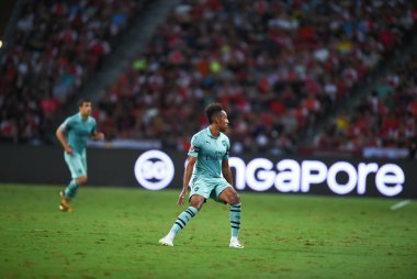 Kallang-Singapur-28 Temmuz 2018: Pierre-Emerick Aubameyang # 14 cephanelik oyuncusunun icc2018 'de Paris Saint-Alman Ulusal Stadyumu, Singapur' daki cephaneliğe karşı çarpışması