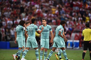 Kallang-Singapur-28 Haziran 2018: C2018 'de Paris Saint-Alman Millî Stadyumu, Singapur' daki cephanelikte gol atan Arsenal oyuncusu