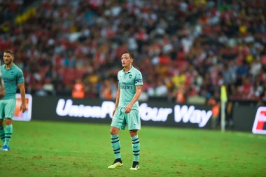 Kallang-Singapur - 28 Temmuz 2018: Mesut Ozil #10 oyuncu Arsenal icc2018 paris saint-Alman Ulusal Stadyumu'nda, Singapur karşı arsenal arasında sırasında eylem