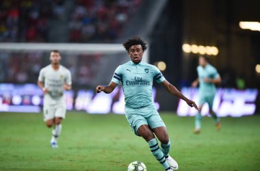 Kallang-Singapur - 28 Temmuz 2018: Alex iwobi #17 icc2018 paris saint-Alman Ulusal Stadyumu'nda, Singapur karşı arsenal arasında sırasında eylem Arsenal oyuncu