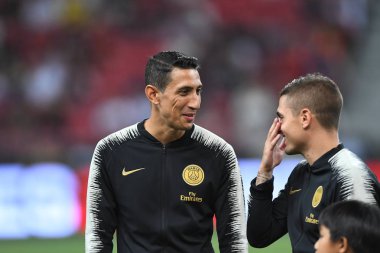 Kallang-Singapur-30Jul2018: Angel Di Maria # 11 PSG oyuncusu icc2018 'de Atletico Madrid ile Singapur' daki Paris Saint-Alman Ulusal Stadyumu 'nda karşı karşıya geldi.