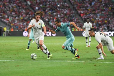 Kallang-Singapur-28 Haziran 2018: Henrikh mkhitaryan # 7 cephanelik oyuncusu icc2018 'de Paris Saint-Almanya' daki ulusal stadyumdaki Cephanelik Arsenal maçında