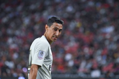Kallang-Singapur-30Jul2018: Angel Di Maria # 11 PSG oyuncusu icc2018 'de Atletico Madrid ile Singapur' daki Paris Saint-Alman Ulusal Stadyumu 'nda karşı karşıya geldi.