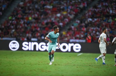 Kallang-Singapur-28 Temmuz 2018: Pierre-Emerick Aubameyang # 14 cephanelik oyuncusunun icc2018 'de Paris Saint-Alman Ulusal Stadyumu, Singapur' daki cephaneliğe karşı çarpışması