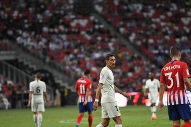 Kallang-Singapur-30Jul2018: Angel Di Maria # 11 PSG oyuncusu icc2018 'de Atletico Madrid ile Singapur' daki Paris Saint-Alman Ulusal Stadyumu 'nda karşı karşıya geldi.