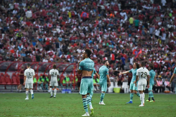 Kallang-Singapur-28 Temmuz 2018: Pierre-Emerick Aubameyang # 14 cephanelik oyuncusunun icc2018 'de Paris Saint-Alman Ulusal Stadyumu, Singapur' daki cephaneliğe karşı çarpışması