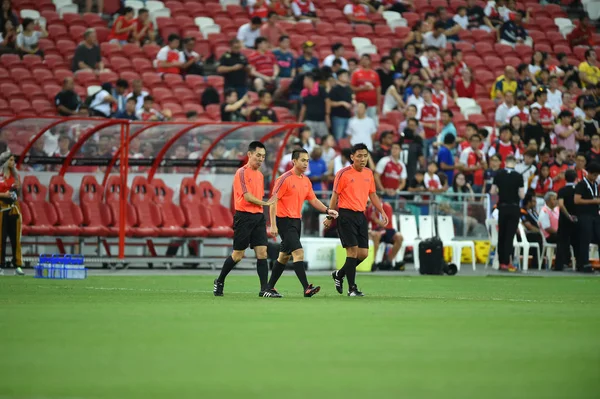 Kallang Singapur 28Jul2018 Árbitro Acción Antes Icc2018 Entre Arsenal Contra — Foto de Stock