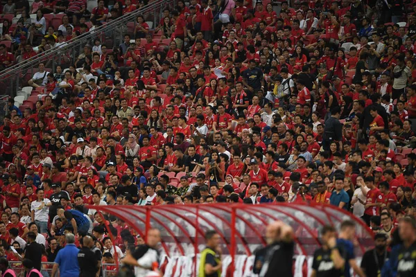 Kallang-singapore-20jul2019: Fans no identificados de la unidad de Manchester — Foto de Stock