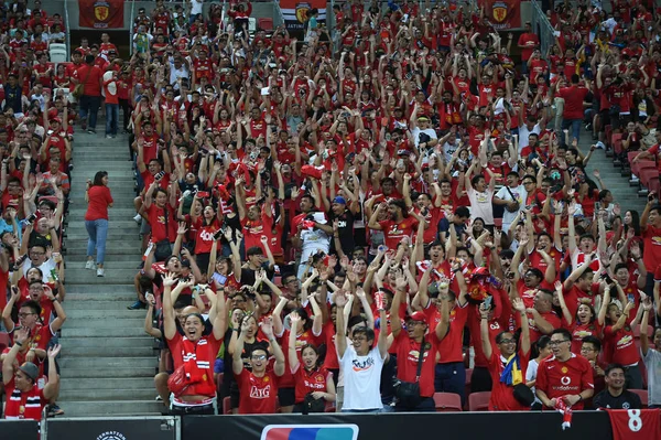 Kallang-singapore-20jul2019: Fans no identificados de la unidad de Manchester — Foto de Stock