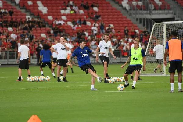 Kallang-singapore-19juil2019 : Victor lindelof # 2 joueur de manches — Photo