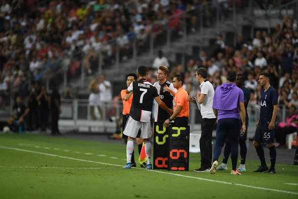 Kallang-singapore-21jul2019: Cristiano ronaldo # 7 Juven oyuncusu