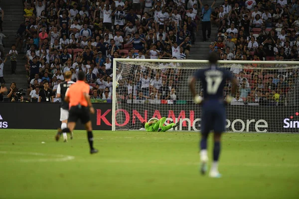 Kallang-singapore-21jul2019:Szczesny #1 player of Juventus in ac — стокове фото