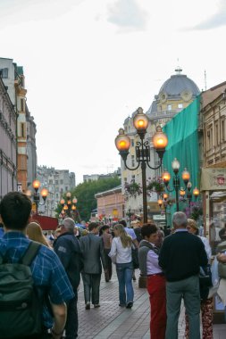 Rusya, Moskova, Arbat Sokağı. 08/01/2008. Yaşam sokaklarda ve Metro.