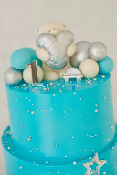 Gâteau Bleu Avec Ours Pour Premier Anniversaire — Photo