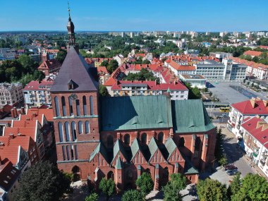 Şehir, kent, şehir merkezi, yeşil şehir, Katedral havadan görünümü.