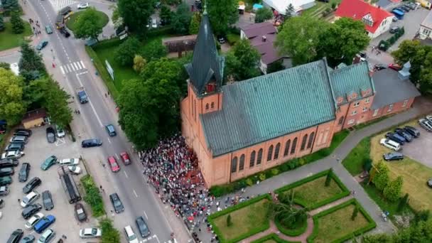 Ustronie Morskie Polonia Julio 2018 Imágenes Aéreas Personas Fieles Durante — Vídeos de Stock