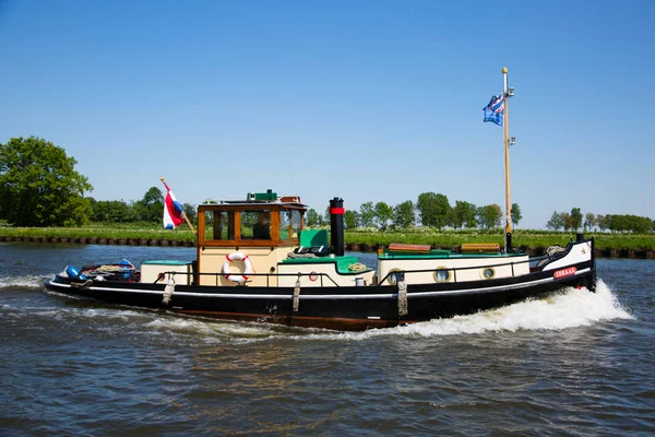 Margrietkanaal Friesland Netherlands May 2018 Historic Tugboat Margrietkanaal Friesland Netherlands — Stock Photo, Image