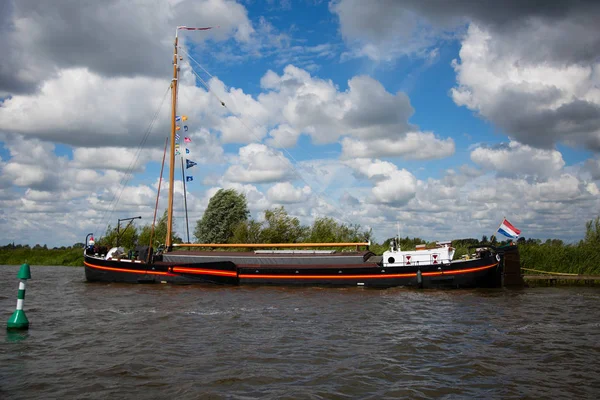 Sneek Friesland Nederländerna Augusti 2018 Nederländska Traditionella Fartyg Nära Sneek — Stockfoto