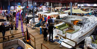 Leeuwarden, Hollanda - 8 Şubat: Önyükleme Holland kapalı tekne göster: Wtc Expo, Leeuwarden, Hollanda